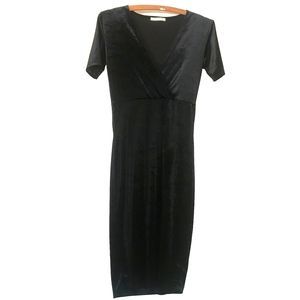EUC Zara Black Faux Wrap Velour Short Sleeve Midi Dress Small